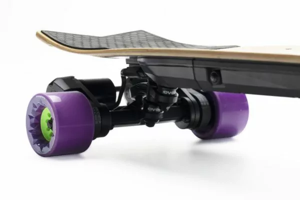 evolve electric skateboard, side on image of motor and battery